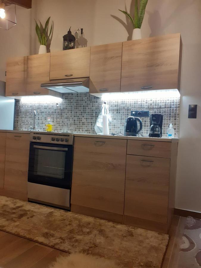 Apartament The View Attic Janina Zewnętrze zdjęcie