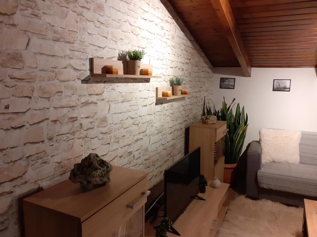 Apartament The View Attic Janina Zewnętrze zdjęcie