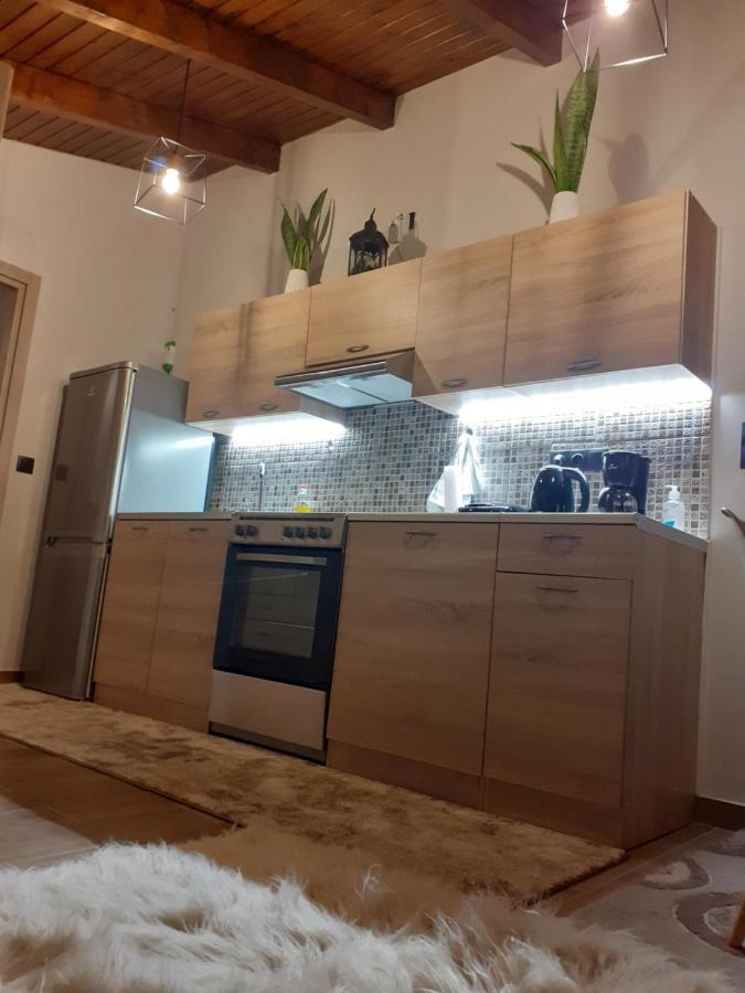 Apartament The View Attic Janina Zewnętrze zdjęcie